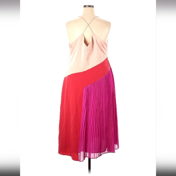 Cushnie for Target Plus size dress - Picture 3 of 4